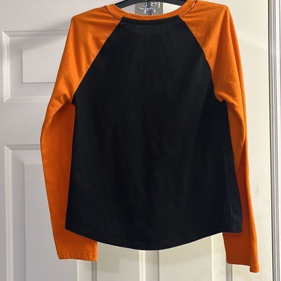 Celebrate Halloween Glitter Skull w/ Cross Bones and Roses Baseball Shirt- 7/8 - Picture 8 of 16